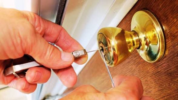 Locksmith service